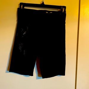 2XU Compression Shorts; NWOT.